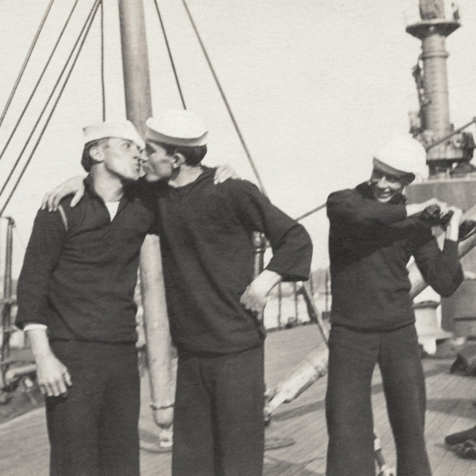 Nude Soldiers Tell of an Undercurrent of Homoerotic Behavior in the Military