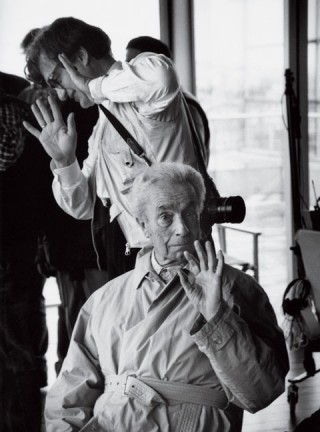 On the set of 'Beyond the Clouds' (1995). Michelangelo Antonioni fools around with Wim Wenders. (c) Donata Wenders