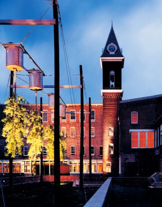 Architecture Now! 2 Simeon Bruner (Bruner/Cott & Associates, Inc), United States: Mass Moca (1988-1999)