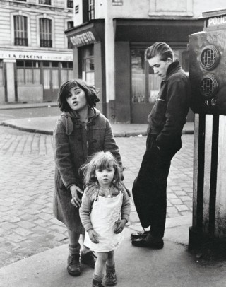 Children in Place H&eacute;bert, Paris 18e, 1957