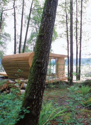Todd Saunders &amp; Tommie Wilhelmsen, Hardanger, Norway. Photo (c) Bent Ren&eacute; Synnev&aring;g