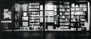 <font size="1">K&ouml;nig window display following the death of Martin Kippenberger, 1997. Photo: Lothar Schnepf.</font>