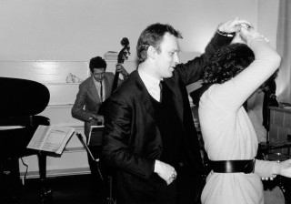 Kippenberger Martin Kippenberger with Marie-Puck Broodthaers, opening party of the exhibition <em>Truth is work</em> with the band <em>Night and Day</em>, Essen, 1984. Fotos: Wilhelm Schürmann