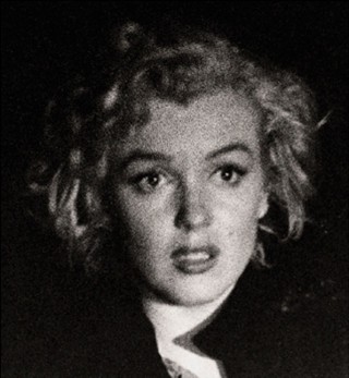 Photo: Andr&eacute; de Dienes