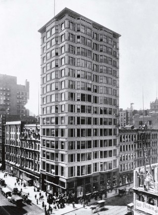 Burnham &amp; Root, Reliance building, Chicago, Illinois, USA, 1894&ndash;1895. (c) Irving Underhill, Library of Congress.