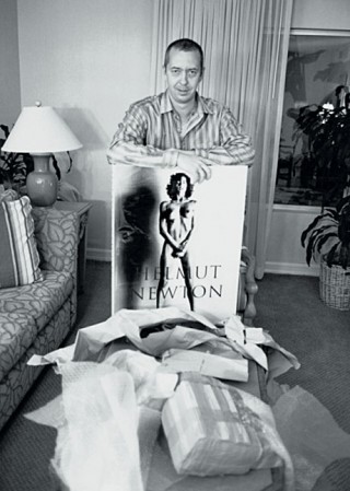 Helmut Newton, SUMO Hollywood, December 1997: Benedikt Taschen with the handmade dummy of SUMO when first presenting his idea of producing a gigantic book to stunned Helmut and June Newton in his suite at the Sunset Marquis Hotel. <em>Photo: Helmut Newton</em>