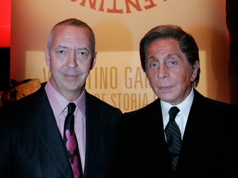 valentino sign christies 03