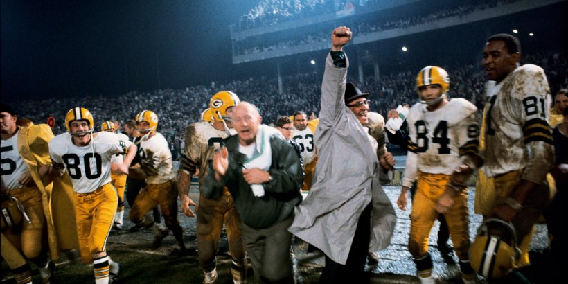 Neil Leifer. Guts &amp; Glory. The Golden Age of American Football